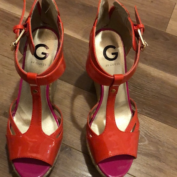 Guess Wedges Sandals - Picture 4 of 4